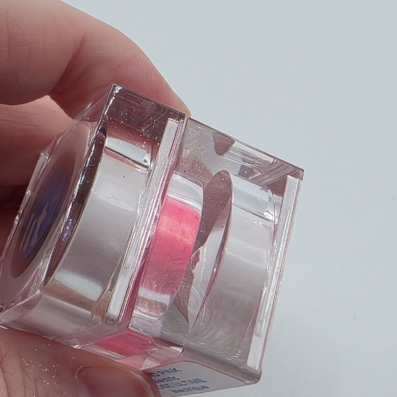 LIT Cosmetics Beyond Pink Electric Shine Loose Pigment Eyeshadow - Picture 3 of 4